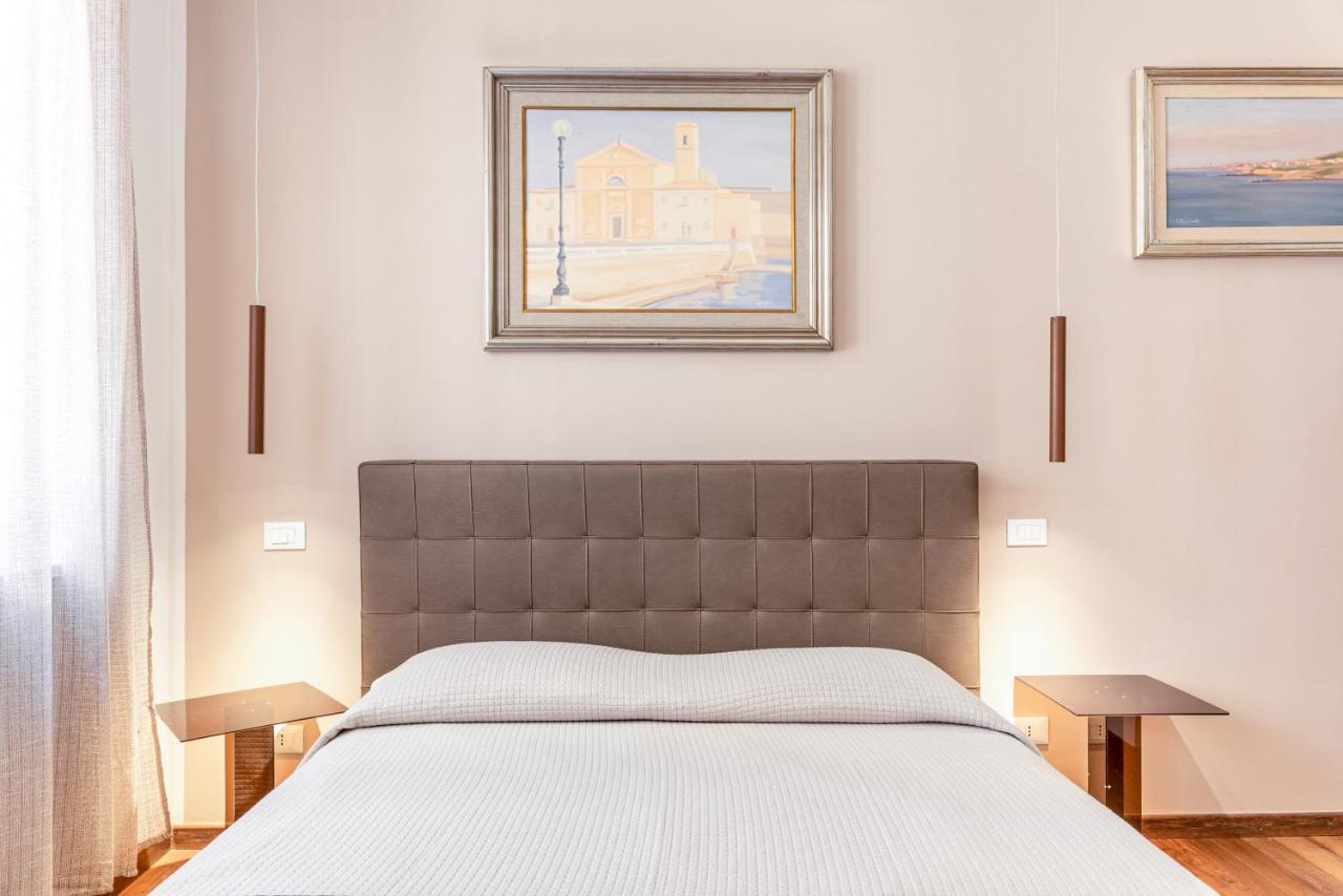 Piccola Venezia Canal View Charming Flat Livorno Exterior photo